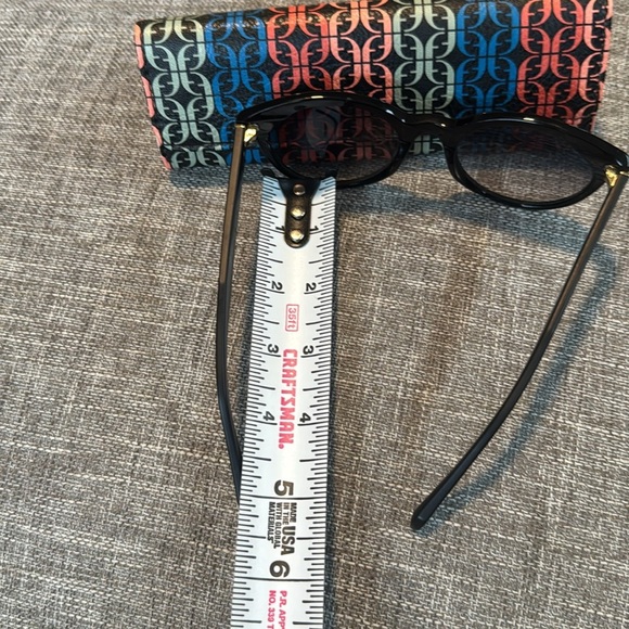 FOSSIL SUNGLASSES 🕶 - Picture 6 of 7